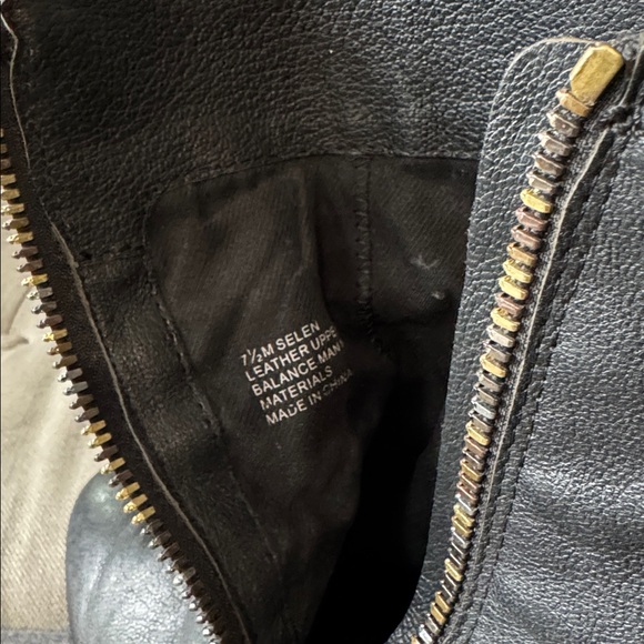 Black leather zip up 3” wedge heeled bootie - Picture 5 of 6